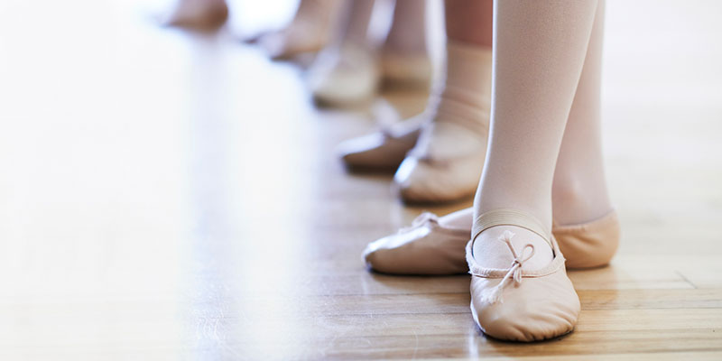 What Age Should Your Child Start Ballet Dancing? 